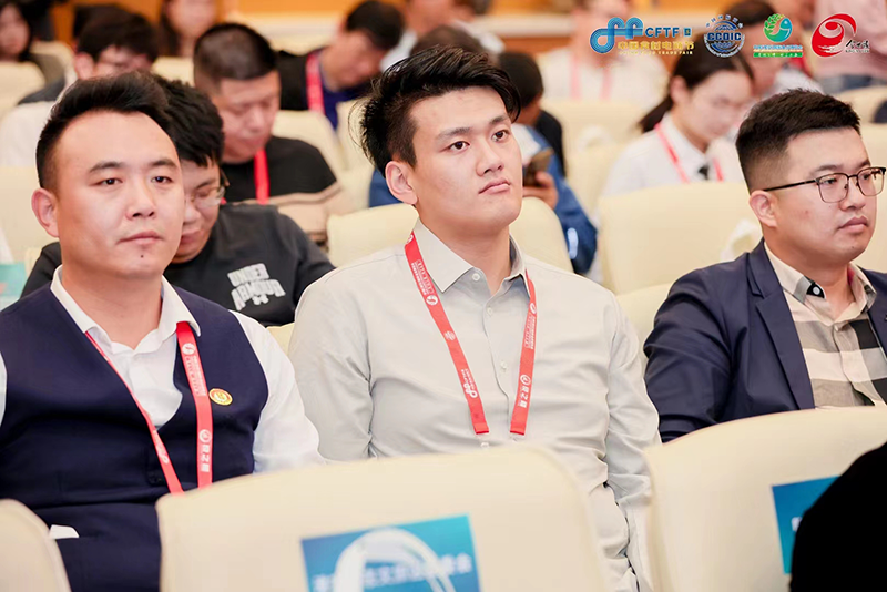 背景.png 背景.png